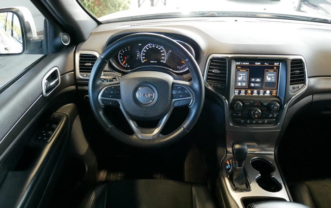 Jeep Grand Cherokee cena 114900 przebieg: 162200, rok produkcji 2018 z Sokółka małe 352